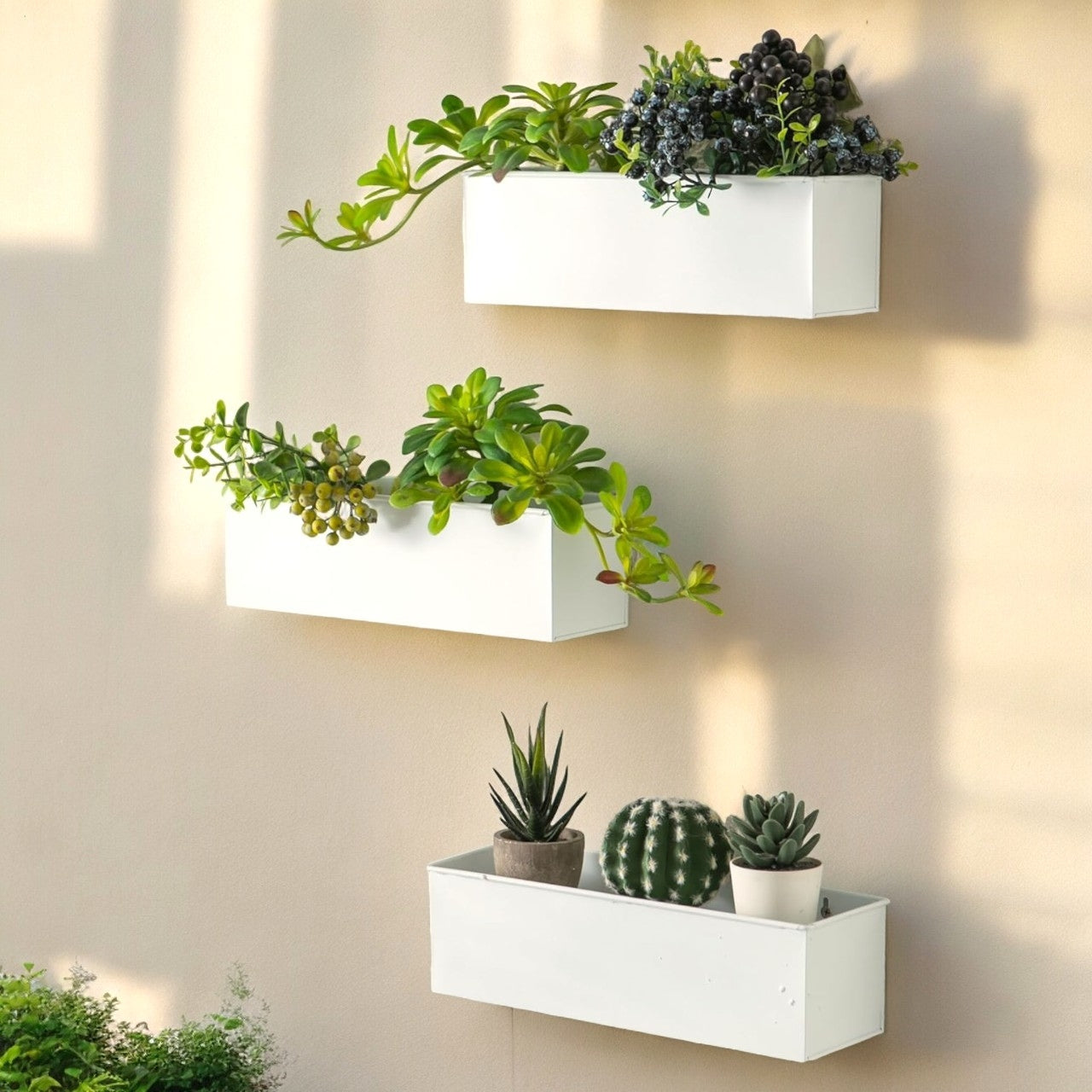 iron wall hanging planter Wall-Mounted Metal Planter Set – Sleek Vertical Garden Style – Ecofynd