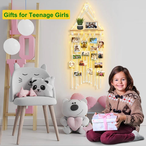 Ecofynd Venice Moments – Macrame Photo Display Wall Art with Lights