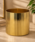 ecofynd 6 Inch Ribbed Metal Pedestal Planter – Gold Finish