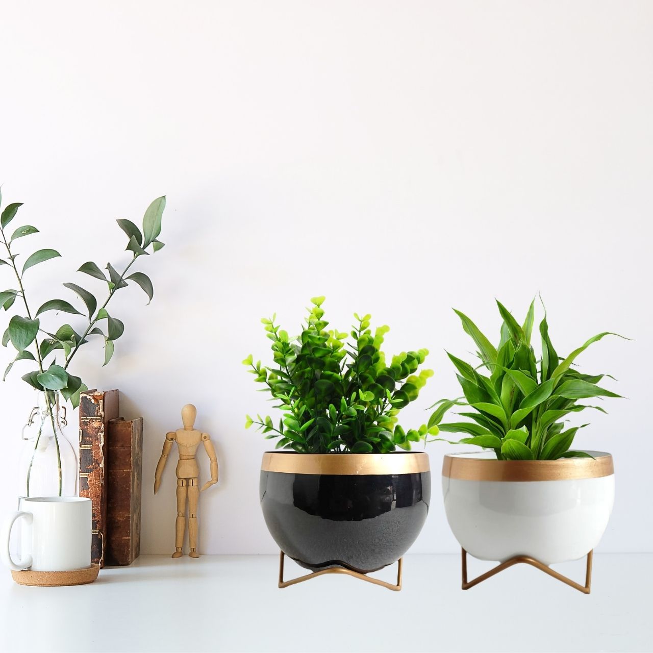 Metal Planter Pot with Gold Stand
