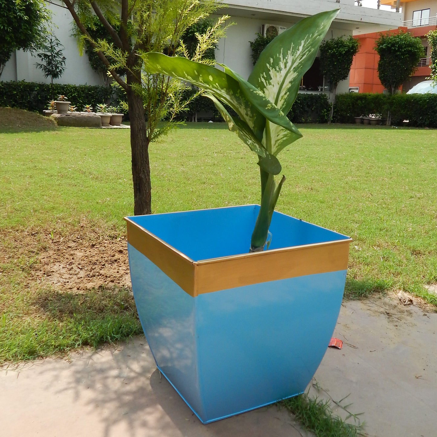 Midland 12 inches Blue Tapered Planter Large Planters freeshipping - Ecofynd
